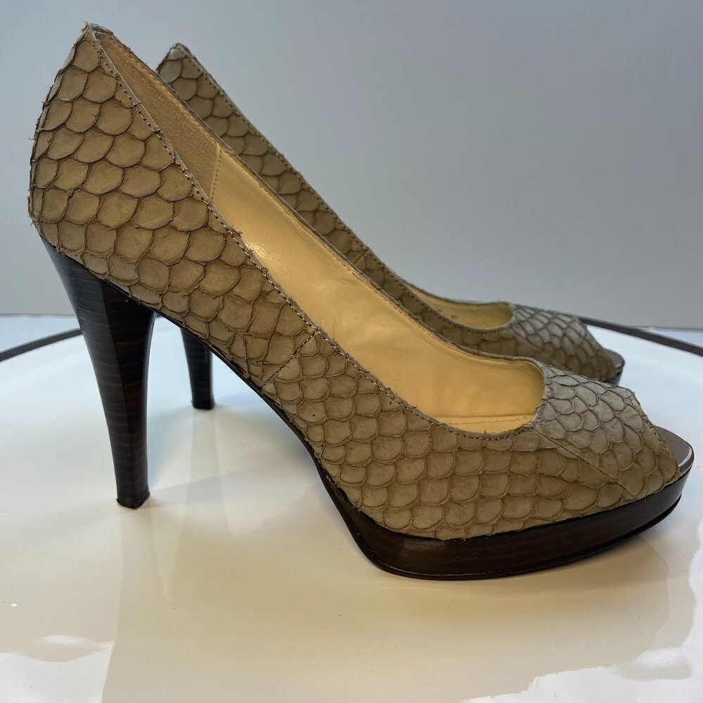 Calvin Klein Sandie Peep Toe Platform Heels Size 8M